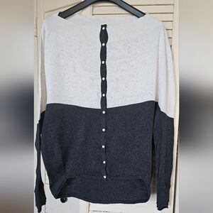 Lululemon Athletica Dolman Woman Long Sleeve  Knit.  Size 10  V-G